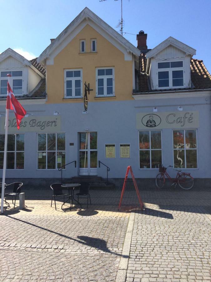 Pegasus Bed And Breakfast Helsinge Exterior foto